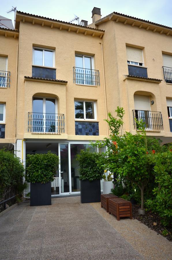 Beach House Castelldefels Buitenkant foto